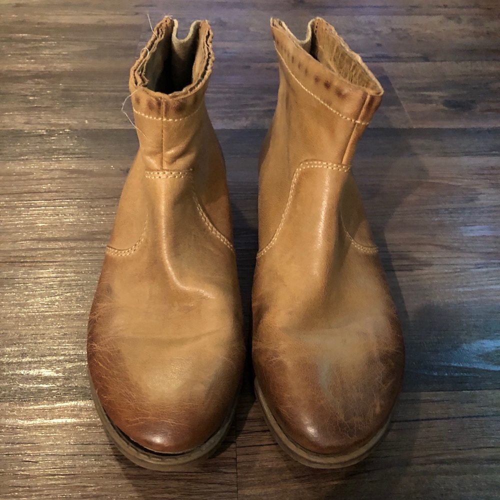 Brown leather women’s brown ankle boots